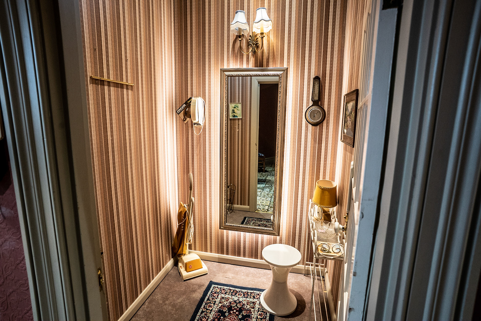 Love these changing rooms :)