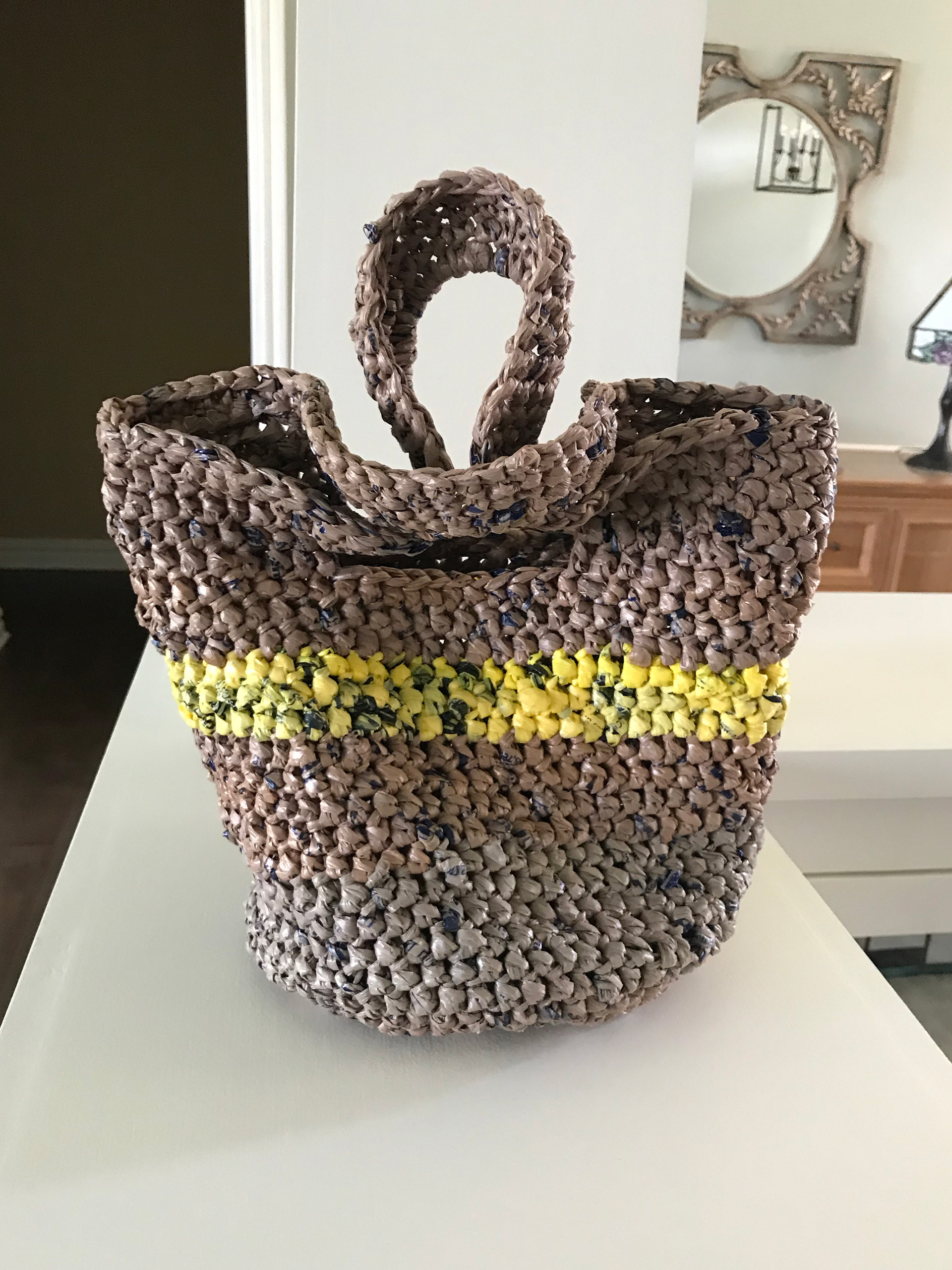 Recycled "plarn" bag (Crocheted from shopping bags)