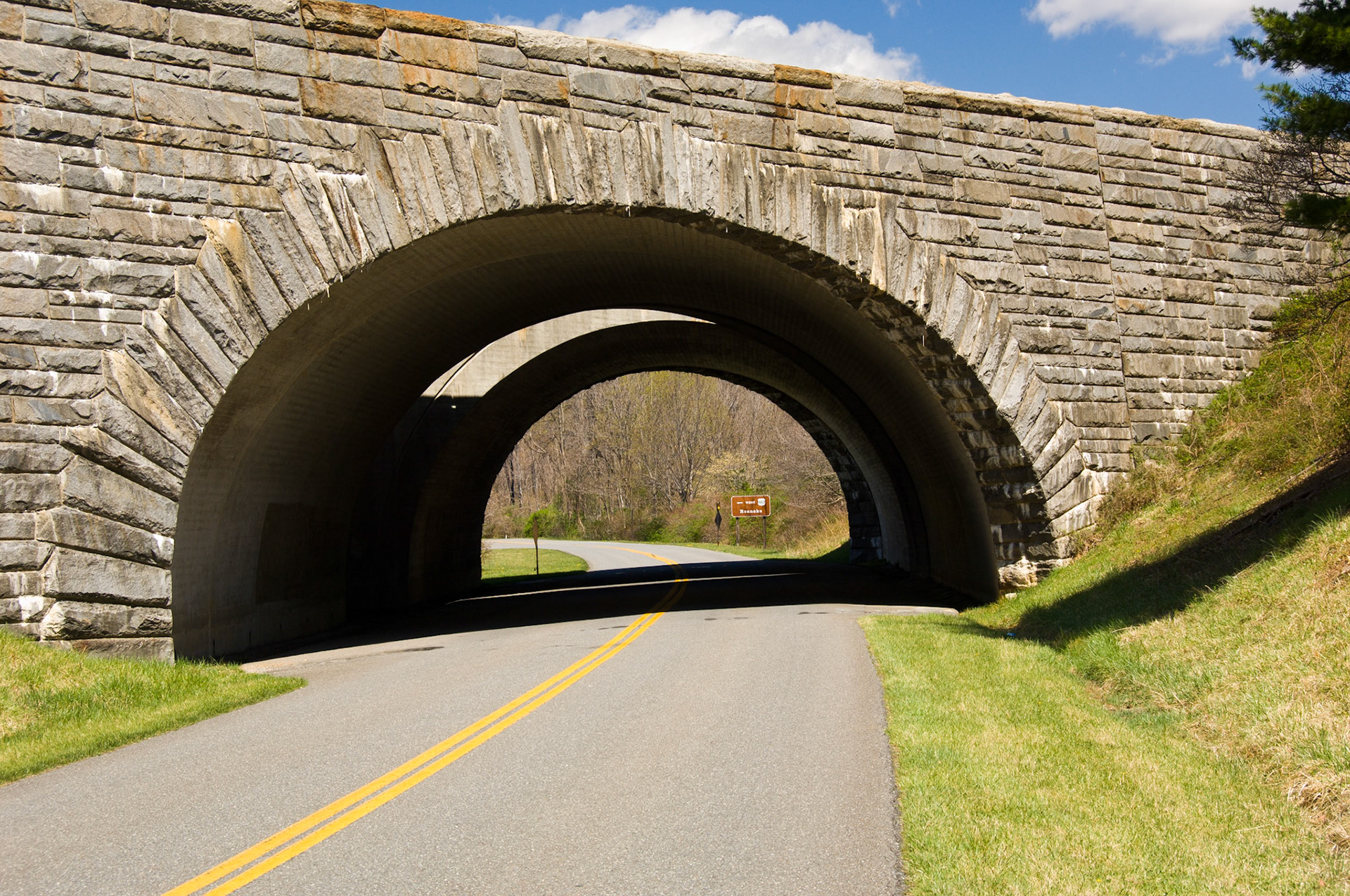 VA Blue Ridge Pkw 00009