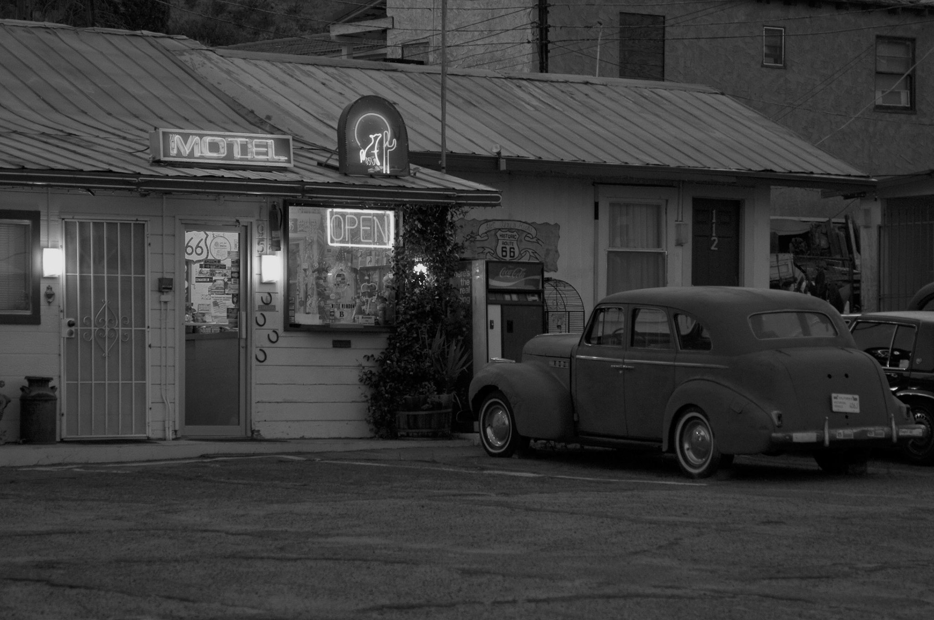 Black & White 00079