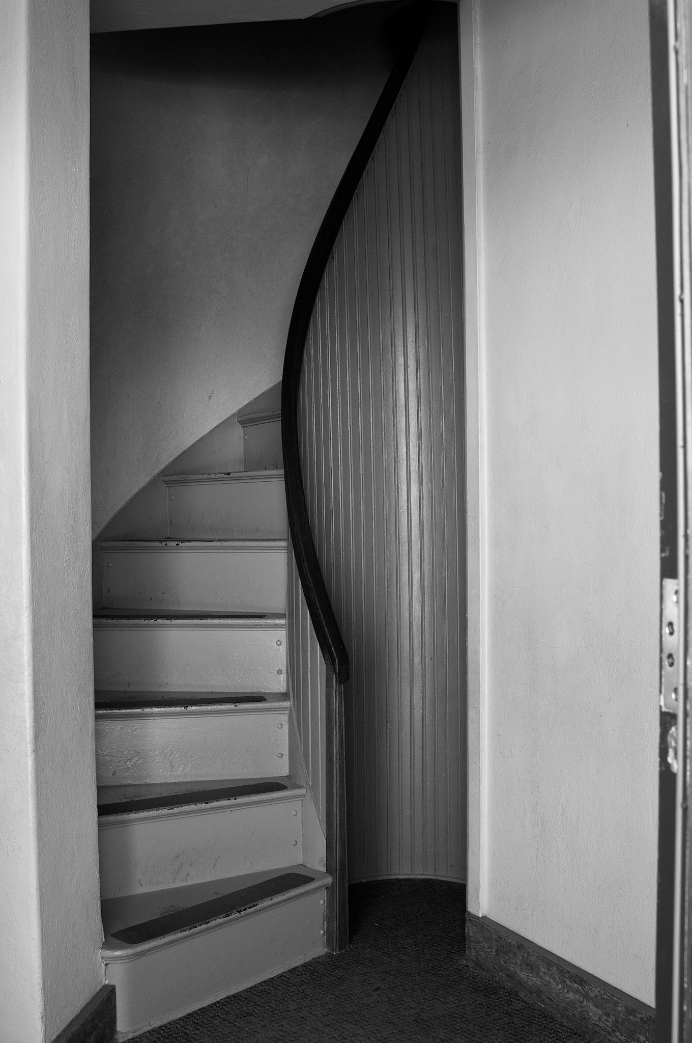 Black & White 00080