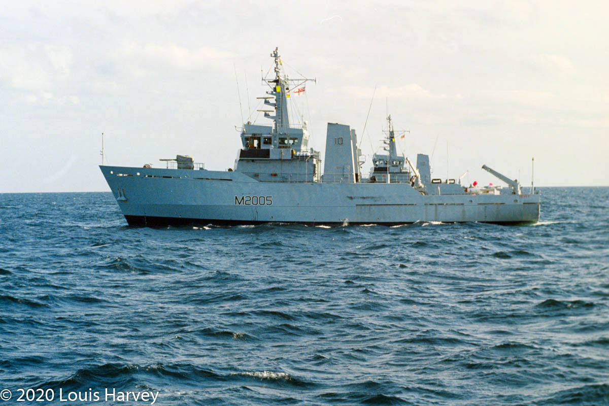 Louis Harvey My Portfolio Rnr Crewed Minesweepers At Sea 1991 And 1992