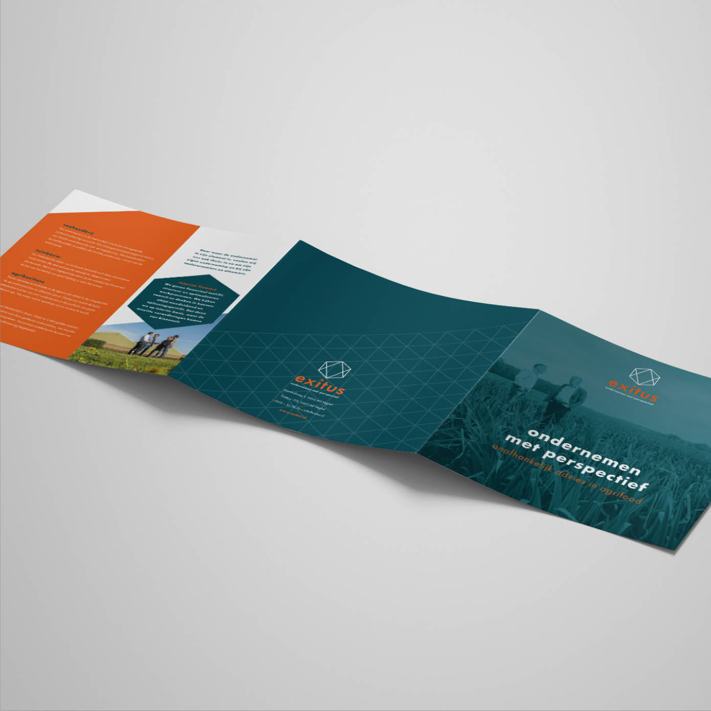 Exitus drieluik folder ontwerp