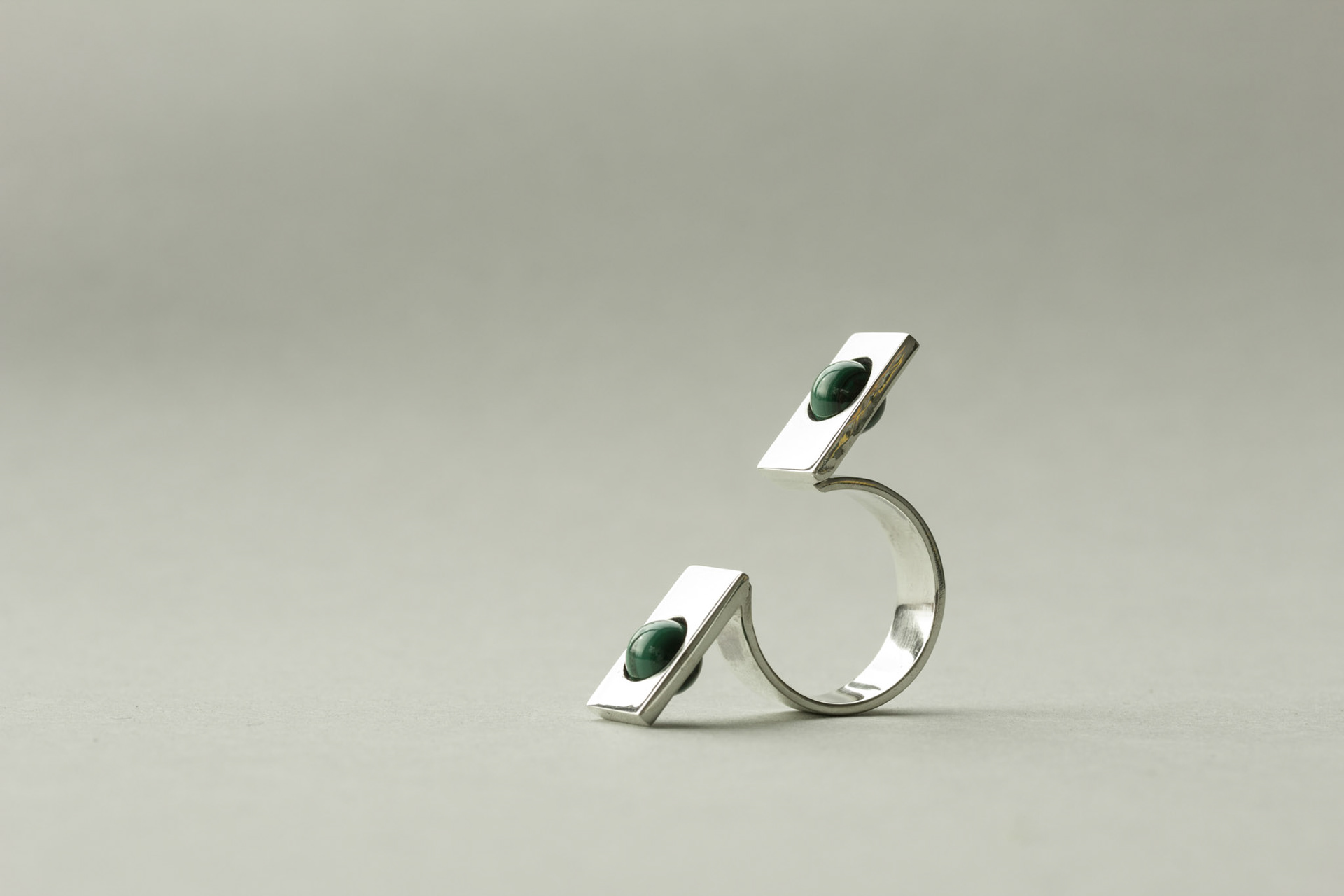 Axis ring. Silver, malachite