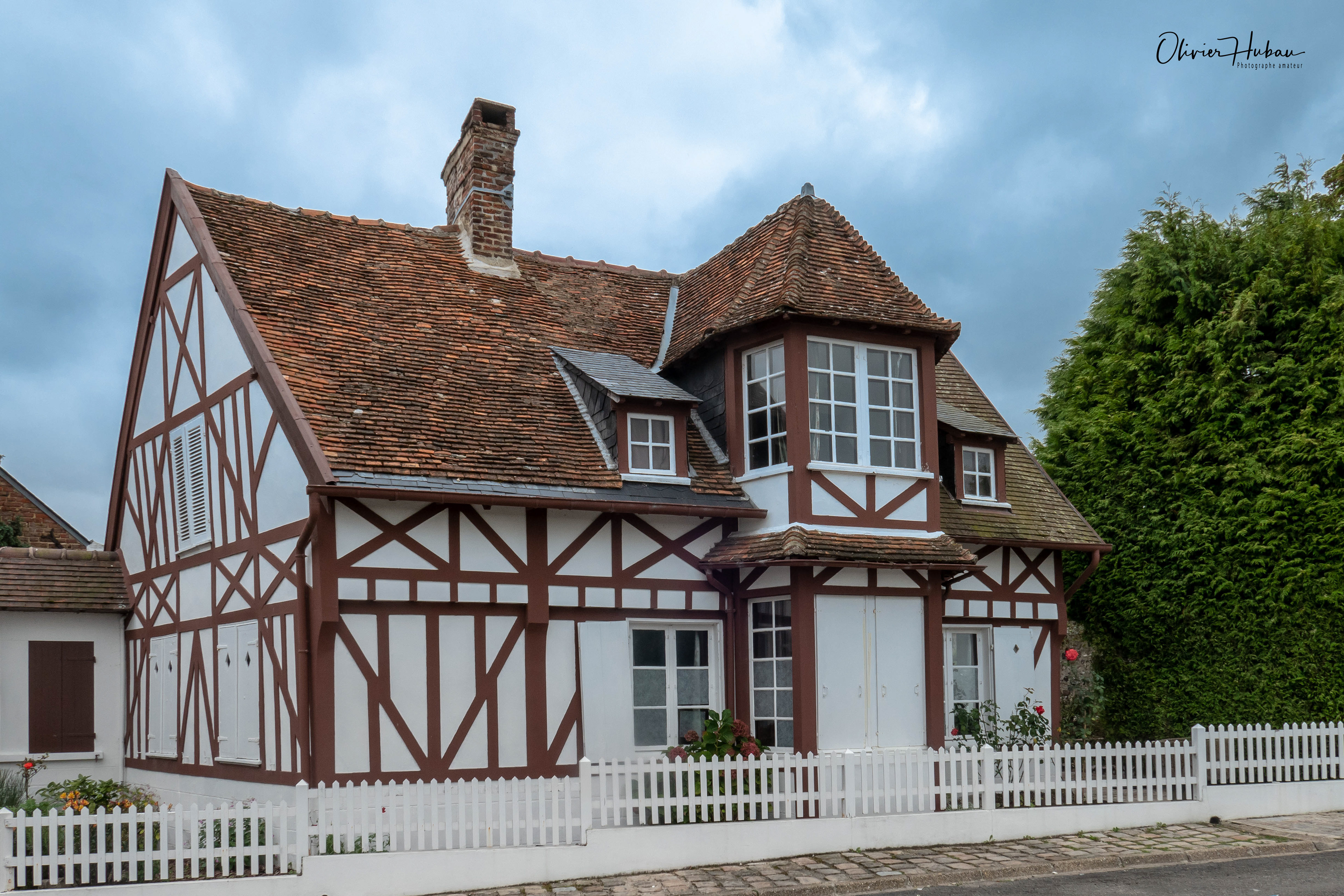 La ptite maison du haut de la grimpette