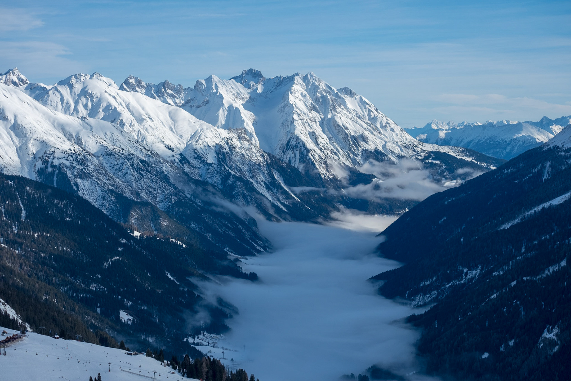 Clouds in the valley, taken from top of Galzig
