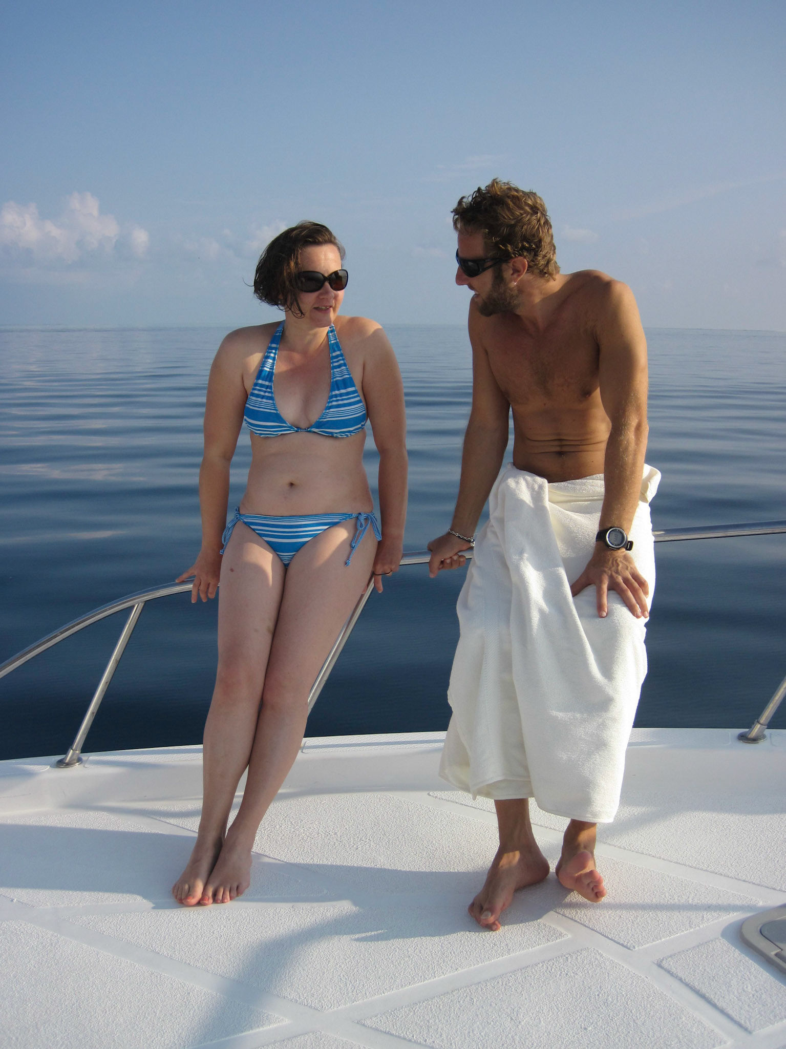 Sue and Fabio chatting on the dive boat