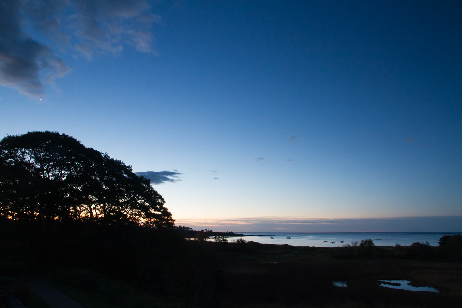 View from balcony at sunrise (rm 620), Inn By the Sea