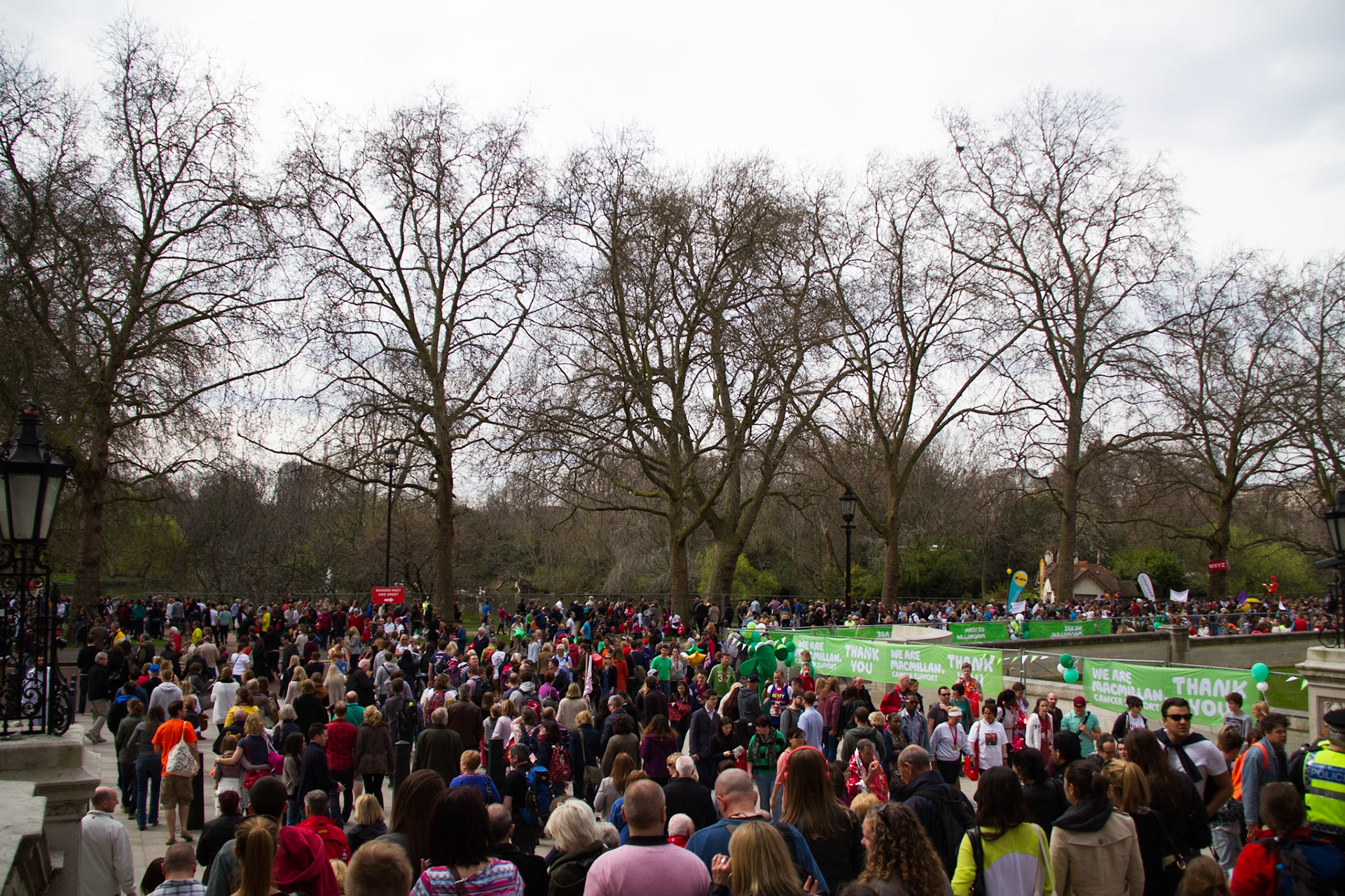 The runner meet and greet on Horse Guards Rd