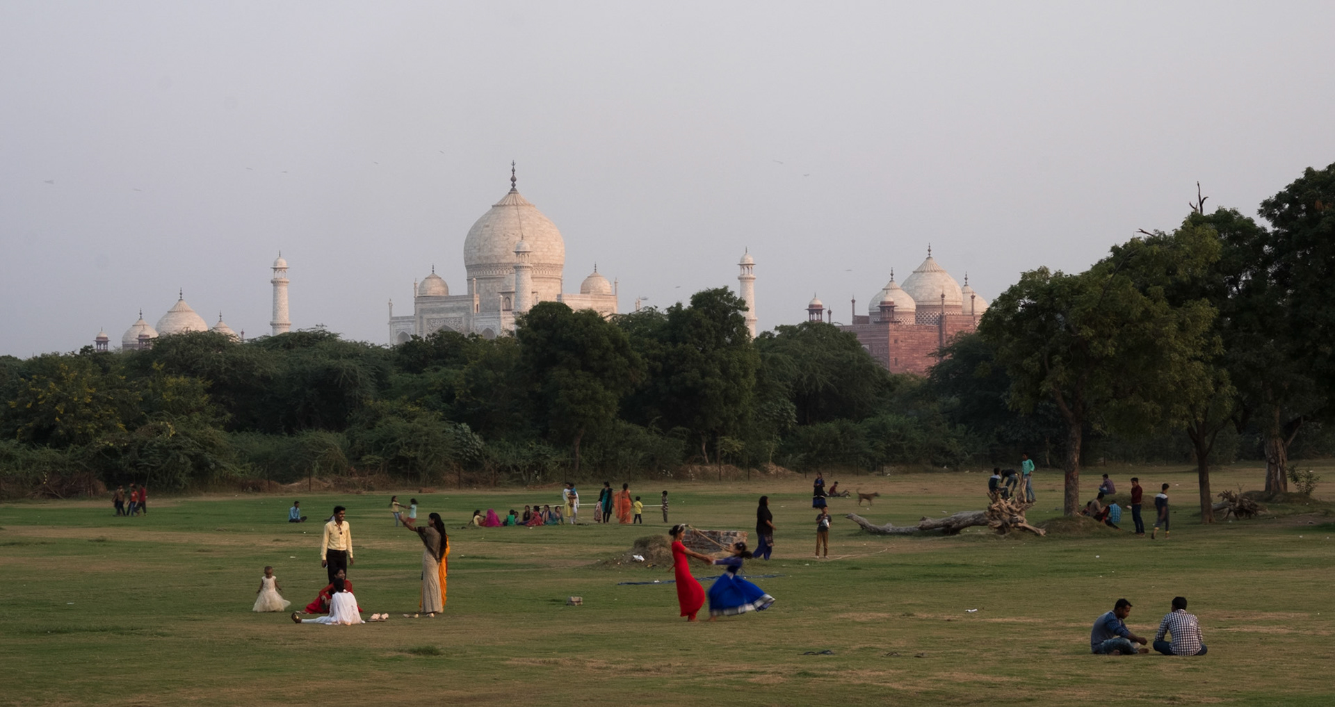 Sunset catching the Taj Mahal, after the Mughal Heritage walk