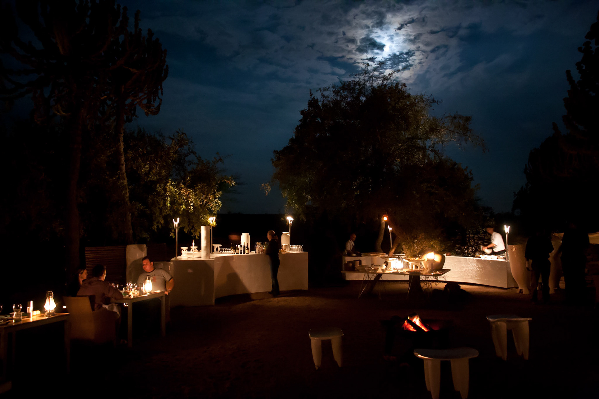 Moonlit dinner at Lebombo boma