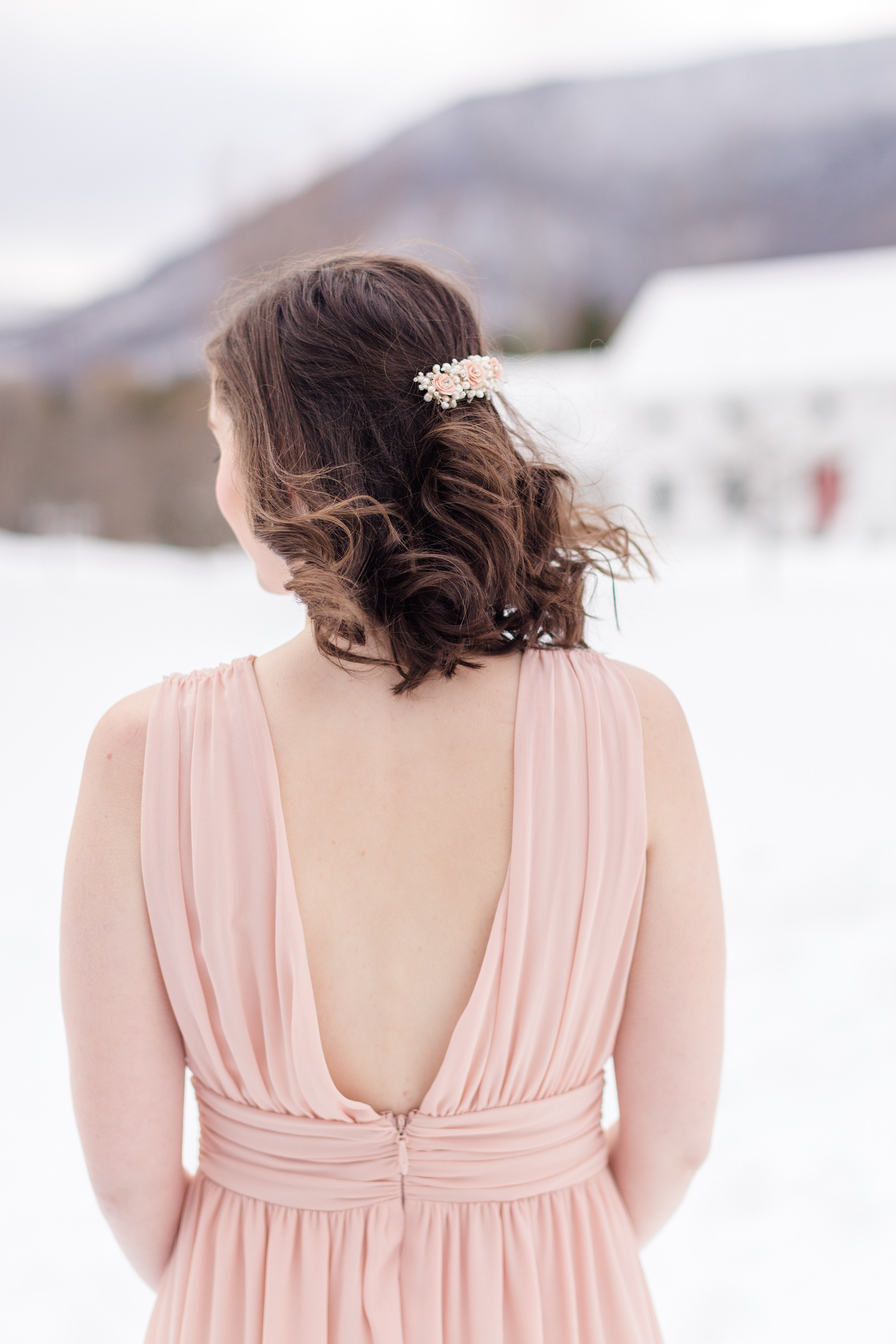 Photographer: @dallendorfphoto Makeup: @Hillaryfayfreelancemua Hair: @evie_upstyles Venue: @Innatmanchester, Bridal Gown: @everthinebridal