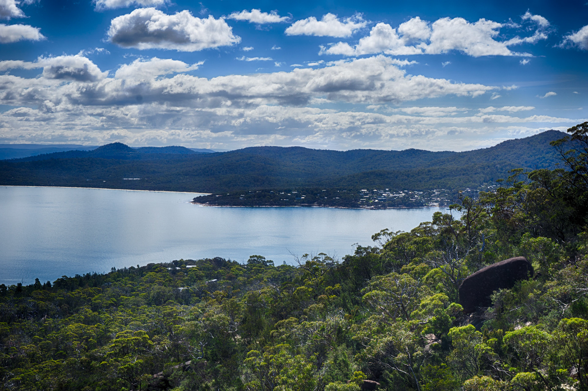 Vue depuis le parc de Freycinet.