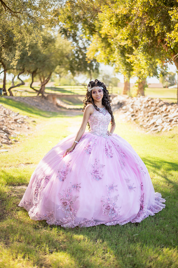 Photography by Janet Garcia Trujillo - Quinceañera Photography