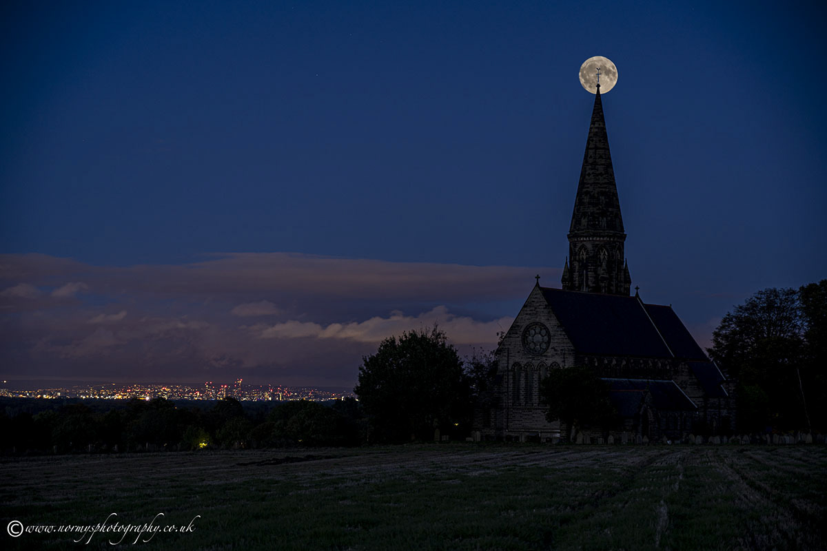 St Peter's Church , clear sky, full moon