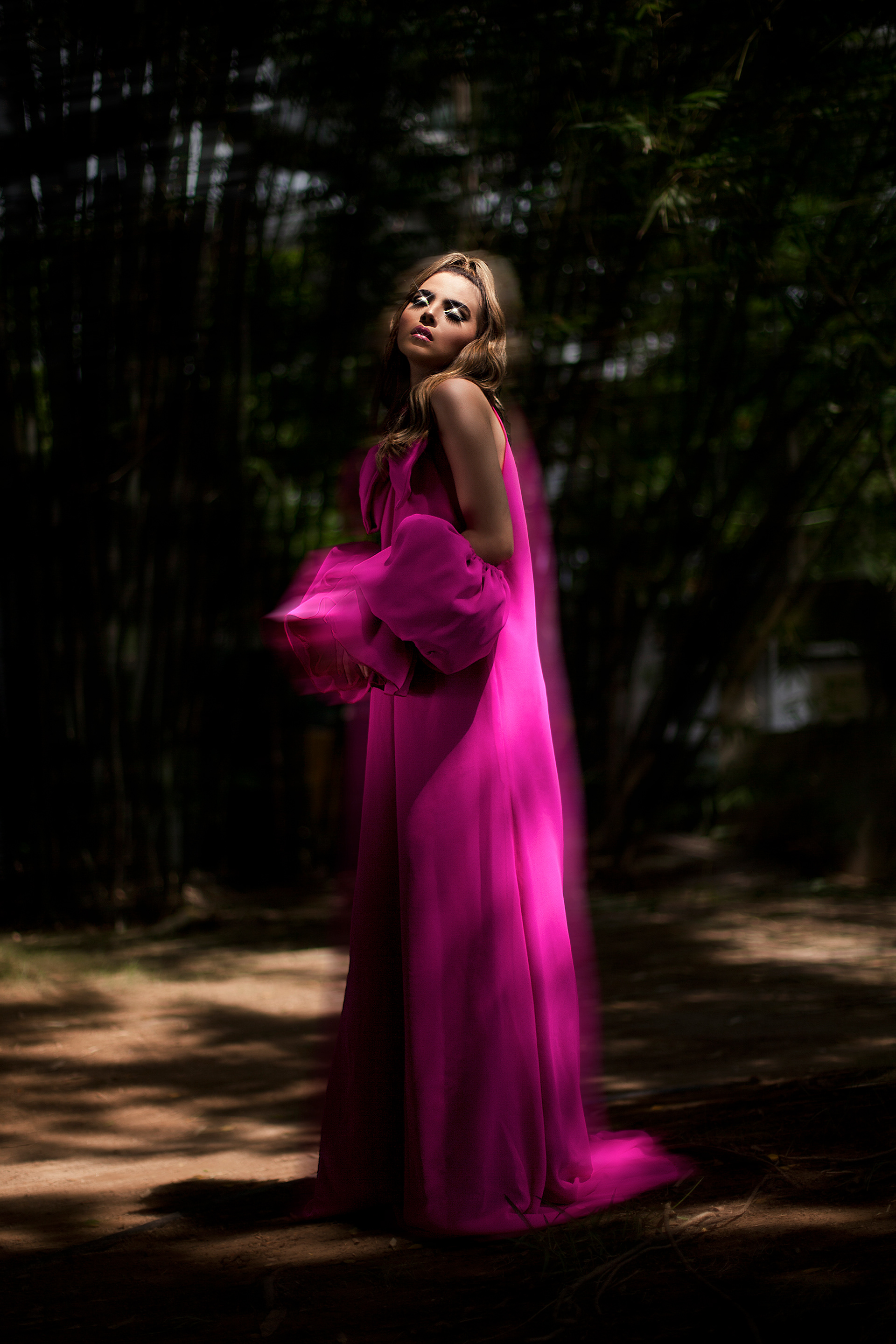 Foto: Jorge Sánchez MUA: Irle Lastra Modelo: Regina del Águila Diseño: Michel Graniel