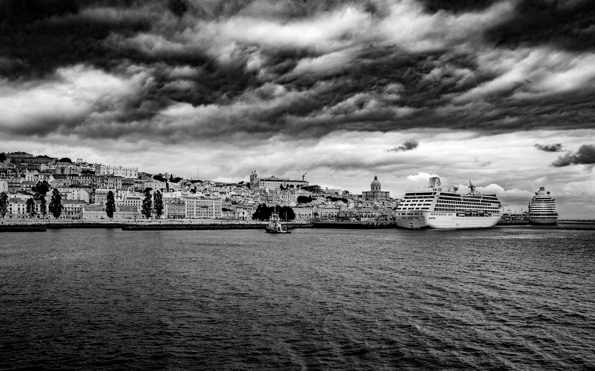 Alfama, Lisbon, Portugal