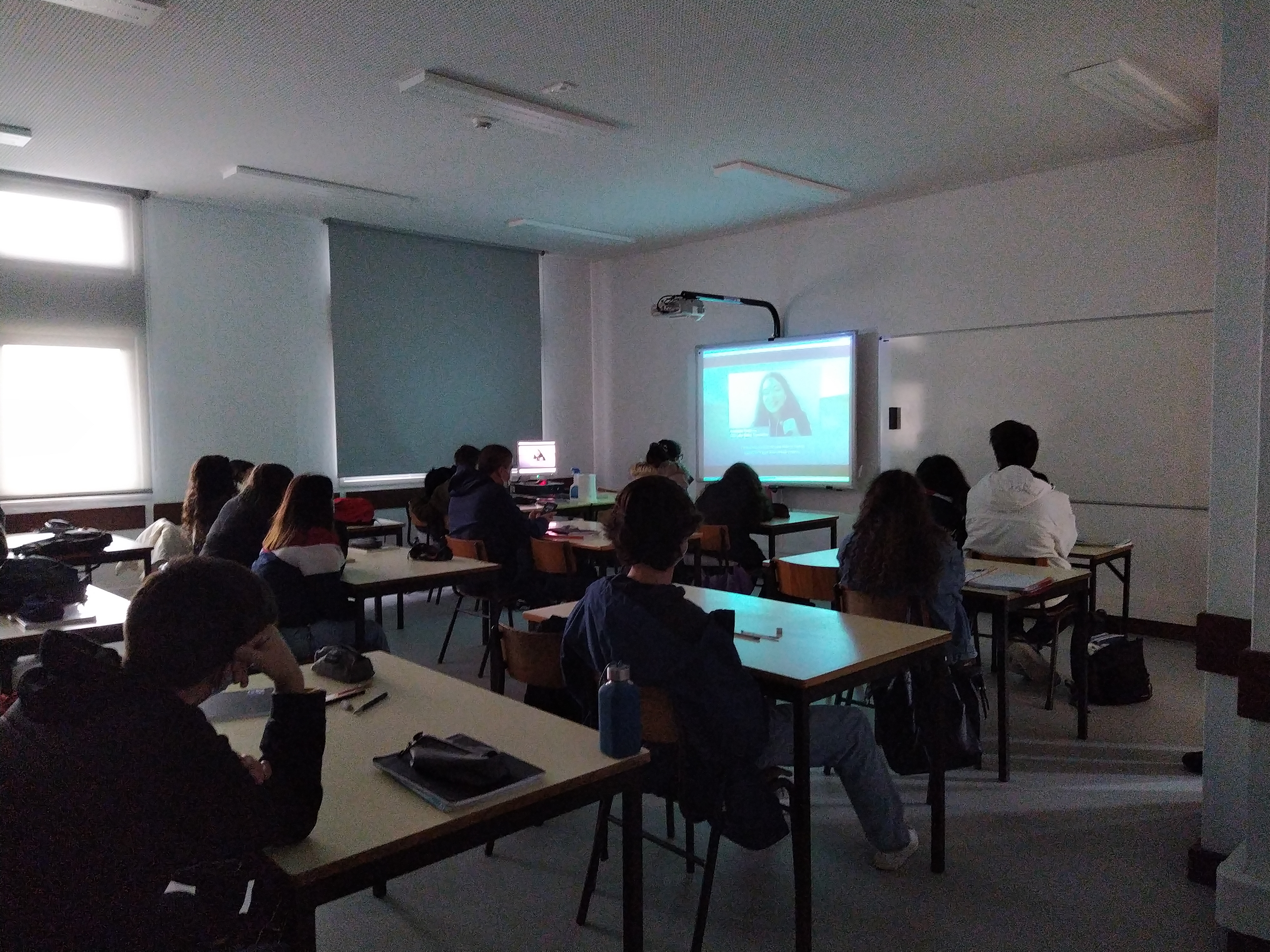 Oficina de Educação Visual e Ambiental promovida pelos Amigos do Cáster - Escola Júlio Dinis