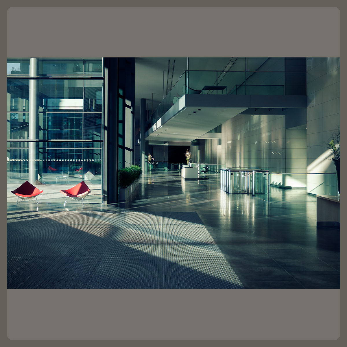 Spitalfields, Lobby, Architecture, Pete Gardner, Photographer, London, UK, © Copyright Pete Gardner