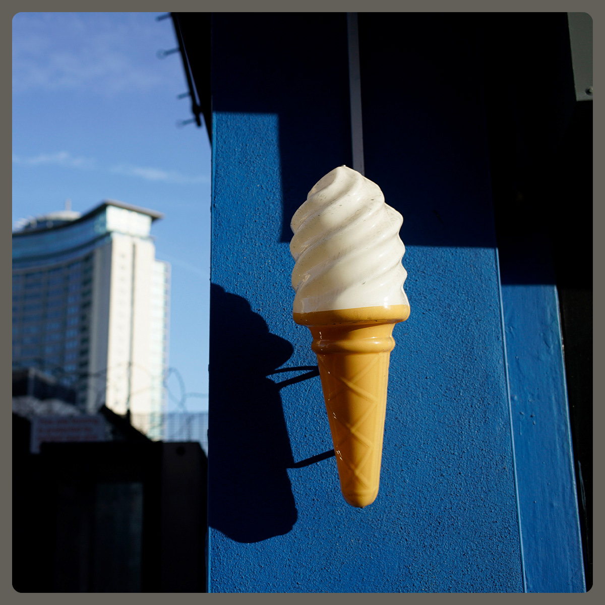 North End Road, Fulham, London Pete Gardner, Photographer, London, UK, © Copyright Pete Gardner