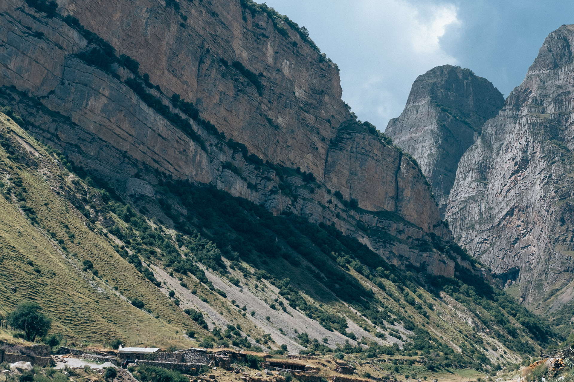 mountains in caucasus