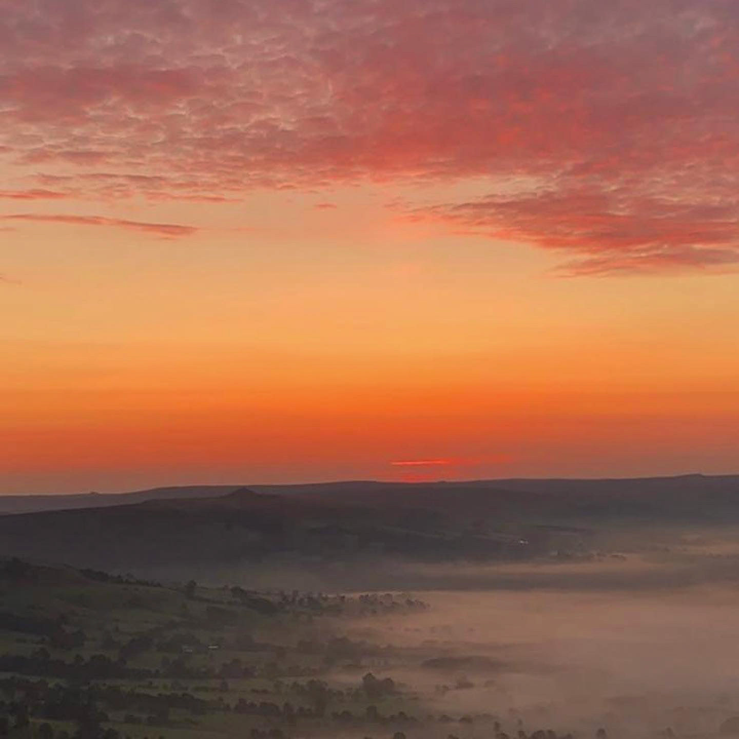 Sunrise on Mam Tor with cloud inversion in the Hope Valley