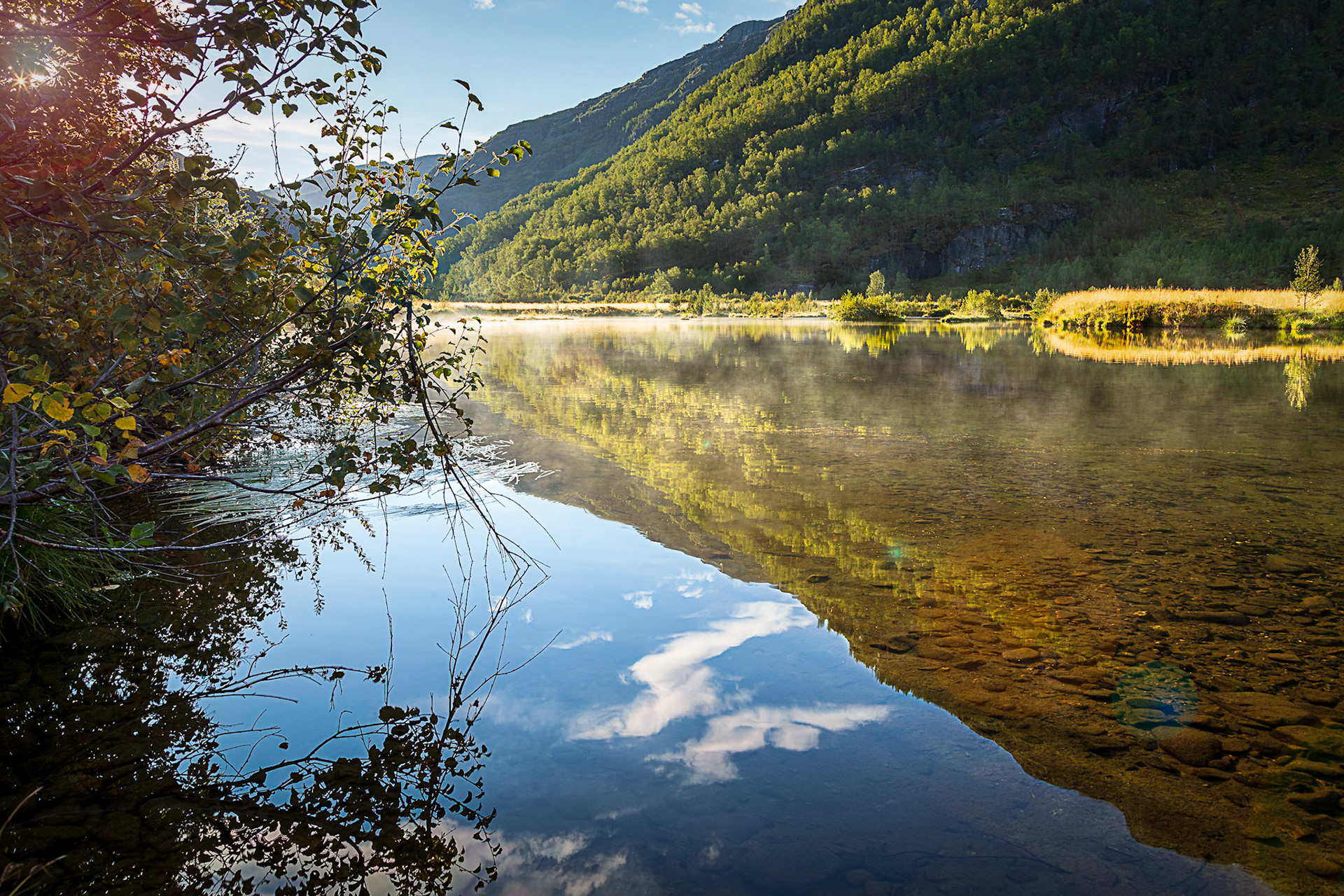Morning reflections at the top of Aurlandsdalen