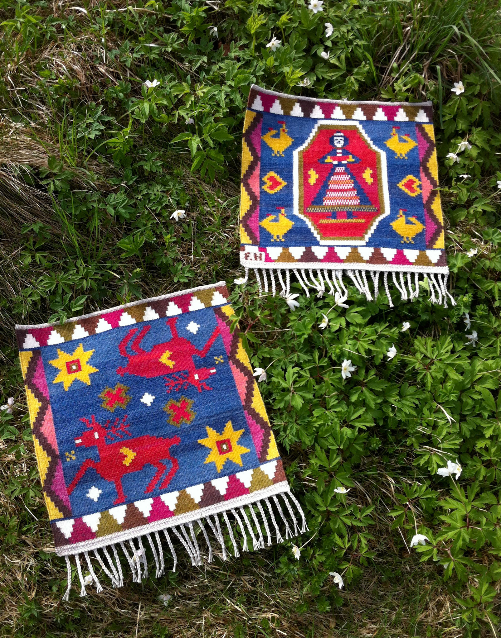 H.F Väv 2014 <Tapestry“Hjort" “Flicka" > material: Wool / Linen size: 38.5 × 40cm © Hanako Fujino / H.F Väv