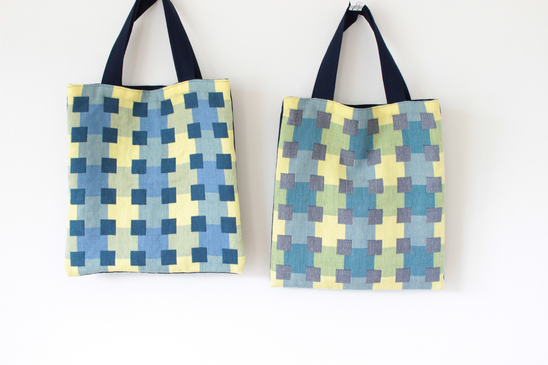 "Rutig" H.F Väv 2017 <Linen Totebag> リバーシブルトートバッグ material: Linen/Cotton size: 41×44cm design, fabrication: Hanako Fujino / H.F Väv