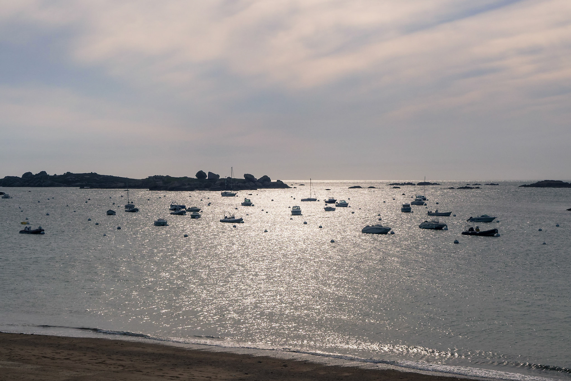 Shimmer of the sunset at Trégastel, Bretagne.