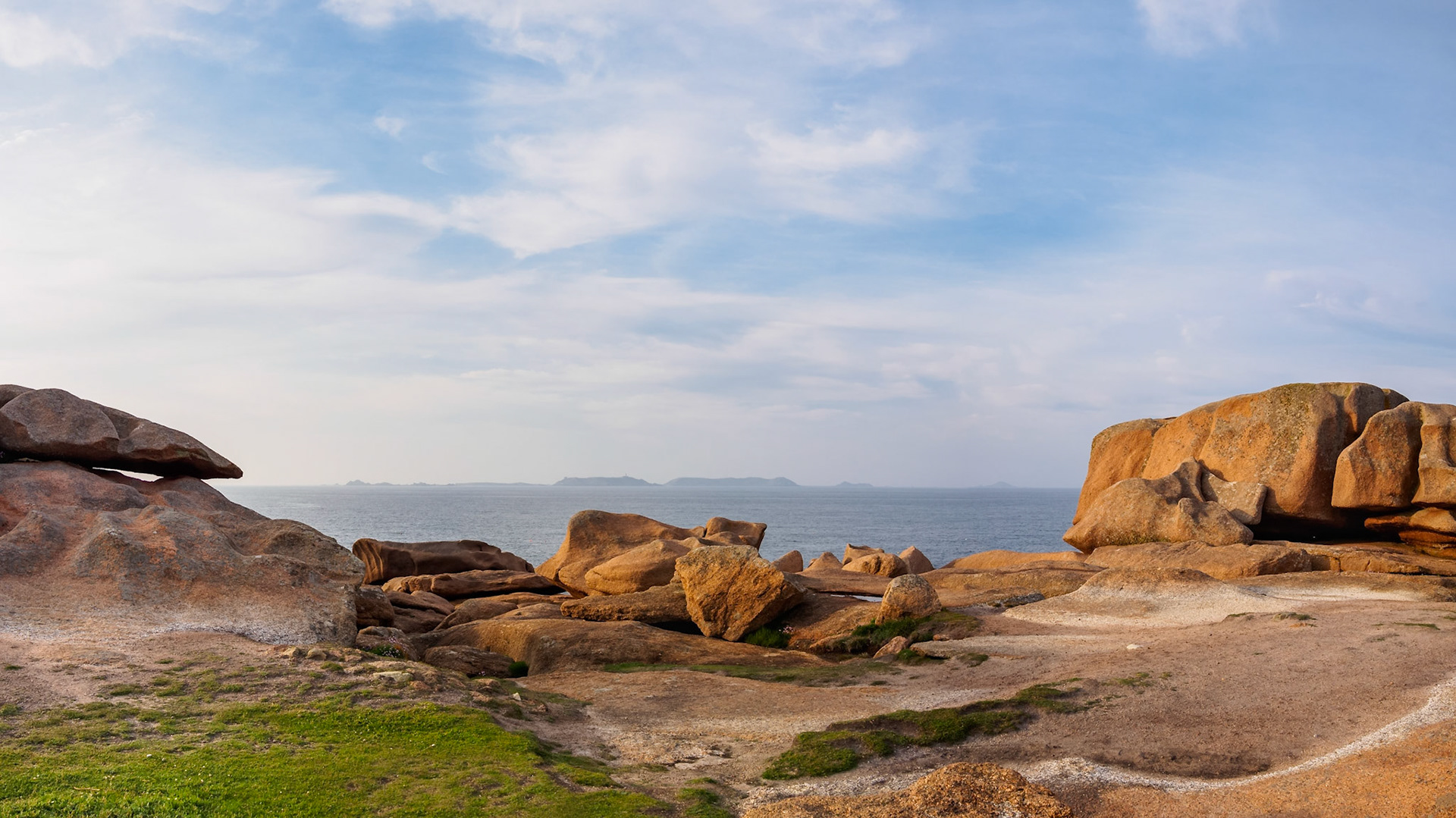 Renote and the five islands