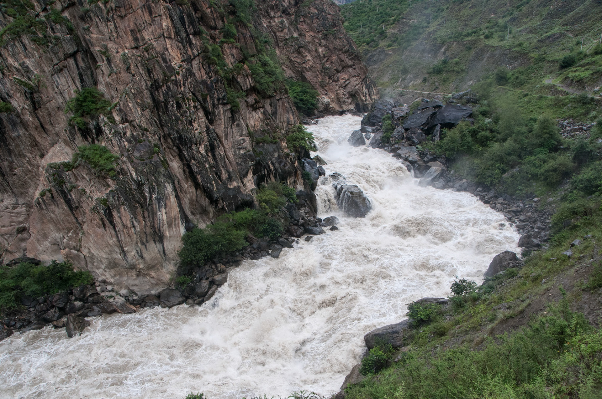 China, Eastern Tibet or Western Sichuan, also krown as Kham, rapids beside S303 near Wori. the Xiaojin River