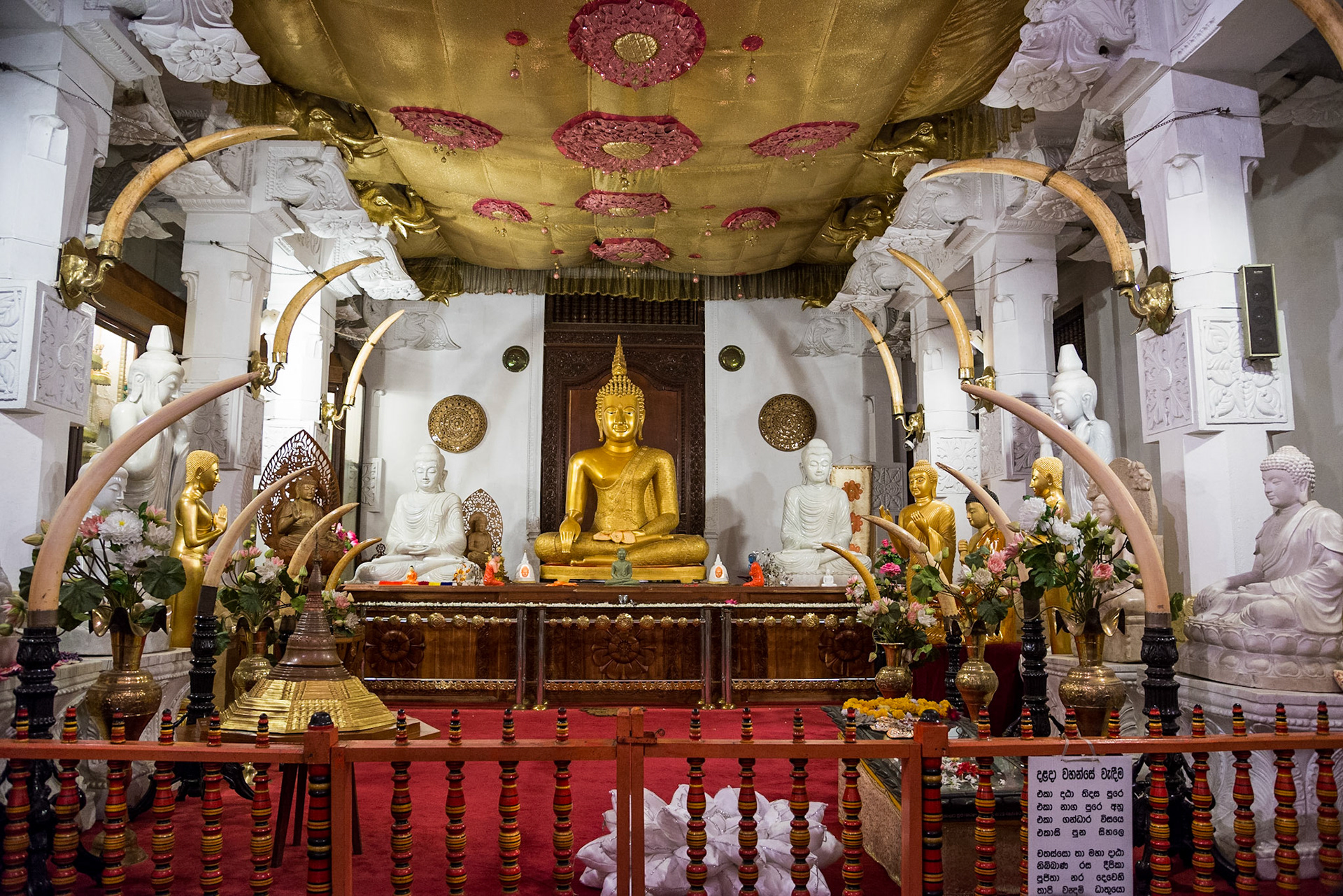 Sri Lanka, Kandy Temple of the Tooth