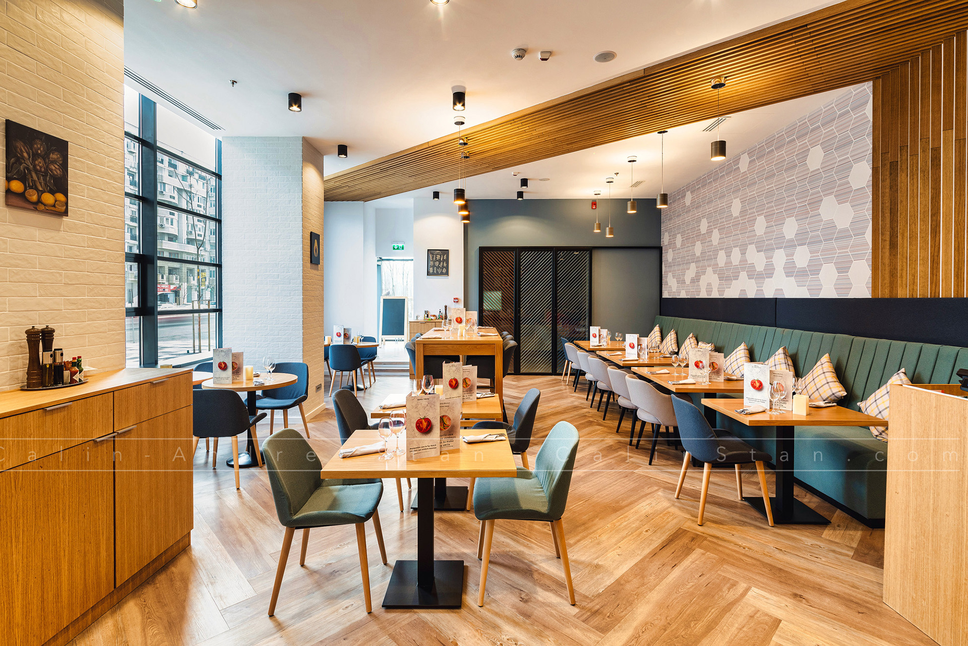 Calin Stan - professional hotel restaurant photography