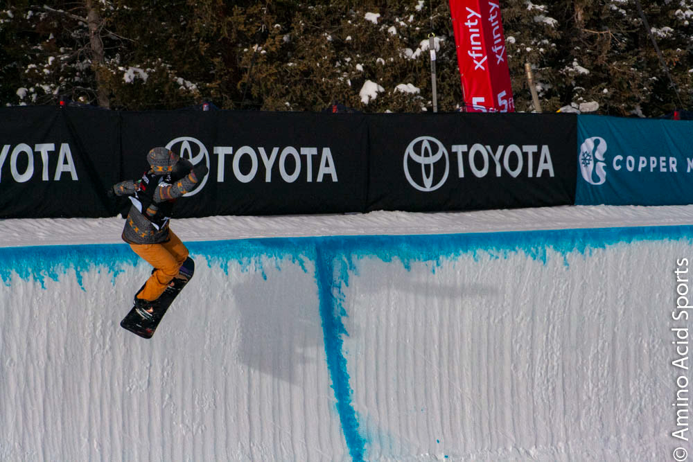 Kurumi Imai completes her front Misty in the Halfpipe