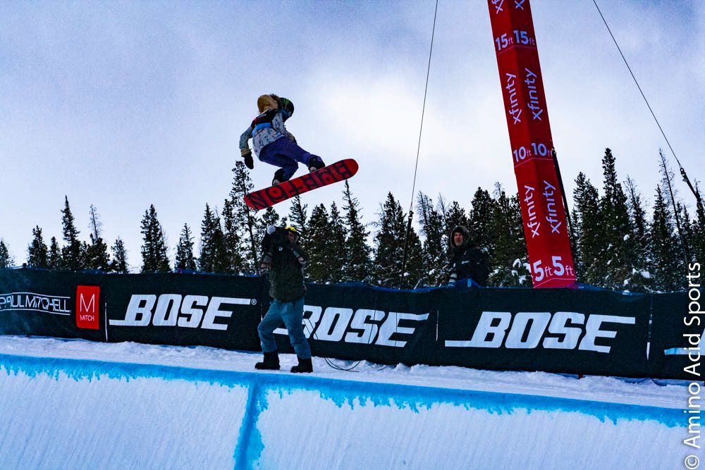 PyeongChang 2018 Gold Medalist Chloe Kim tail grabs her 540* in Run 1