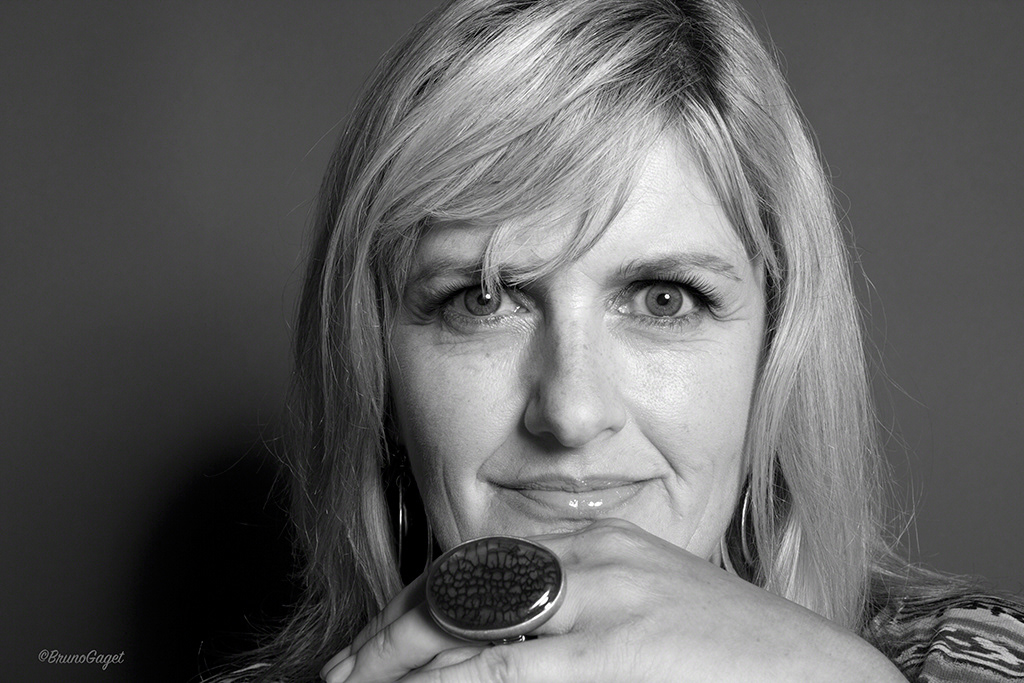alt=“Portraits of Beauty Breast Cancer Survivors portrait photography by Bruno Gaget"
