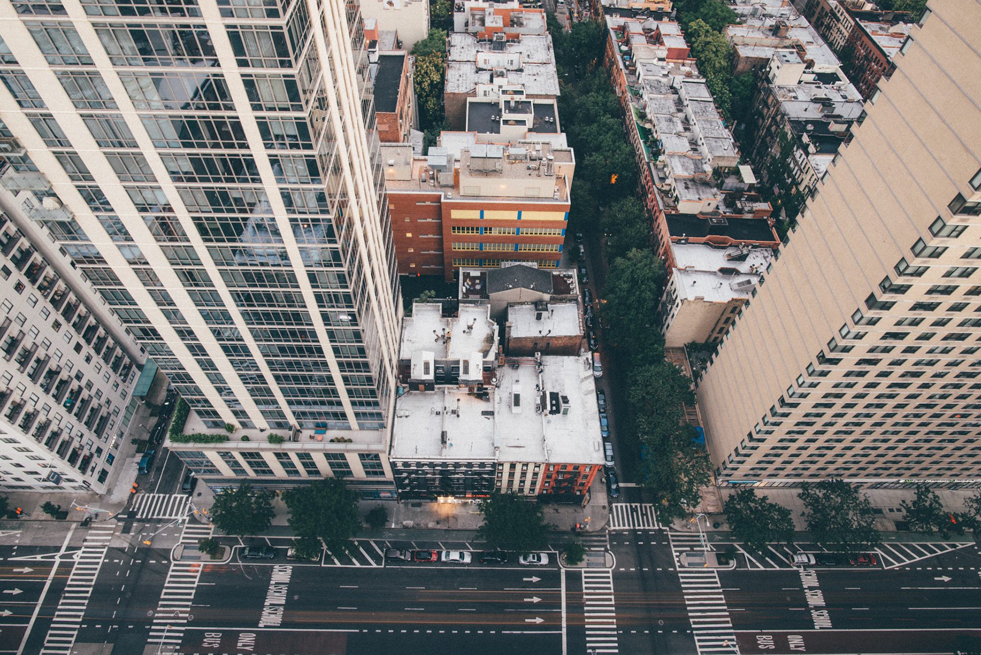 looking down to the avenue.