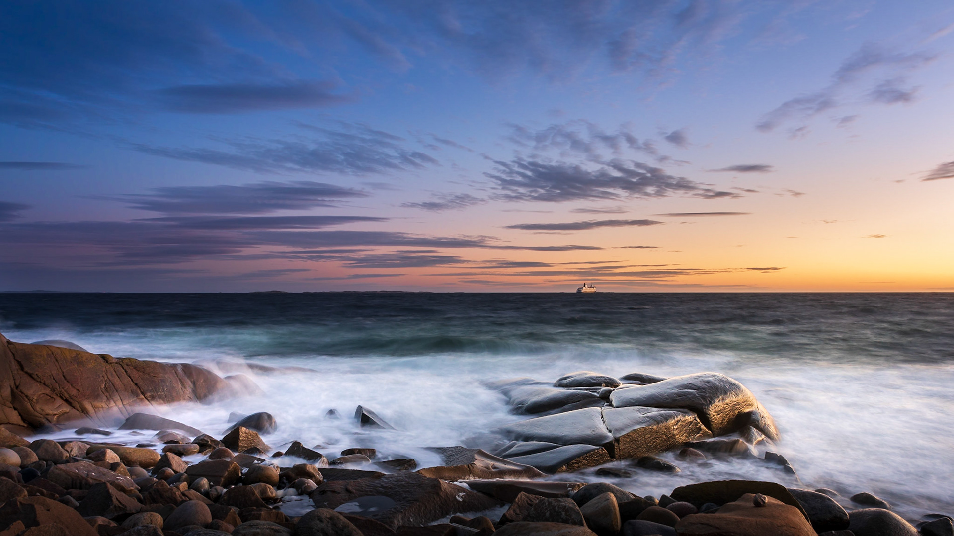 Rødshuet, Hvaler