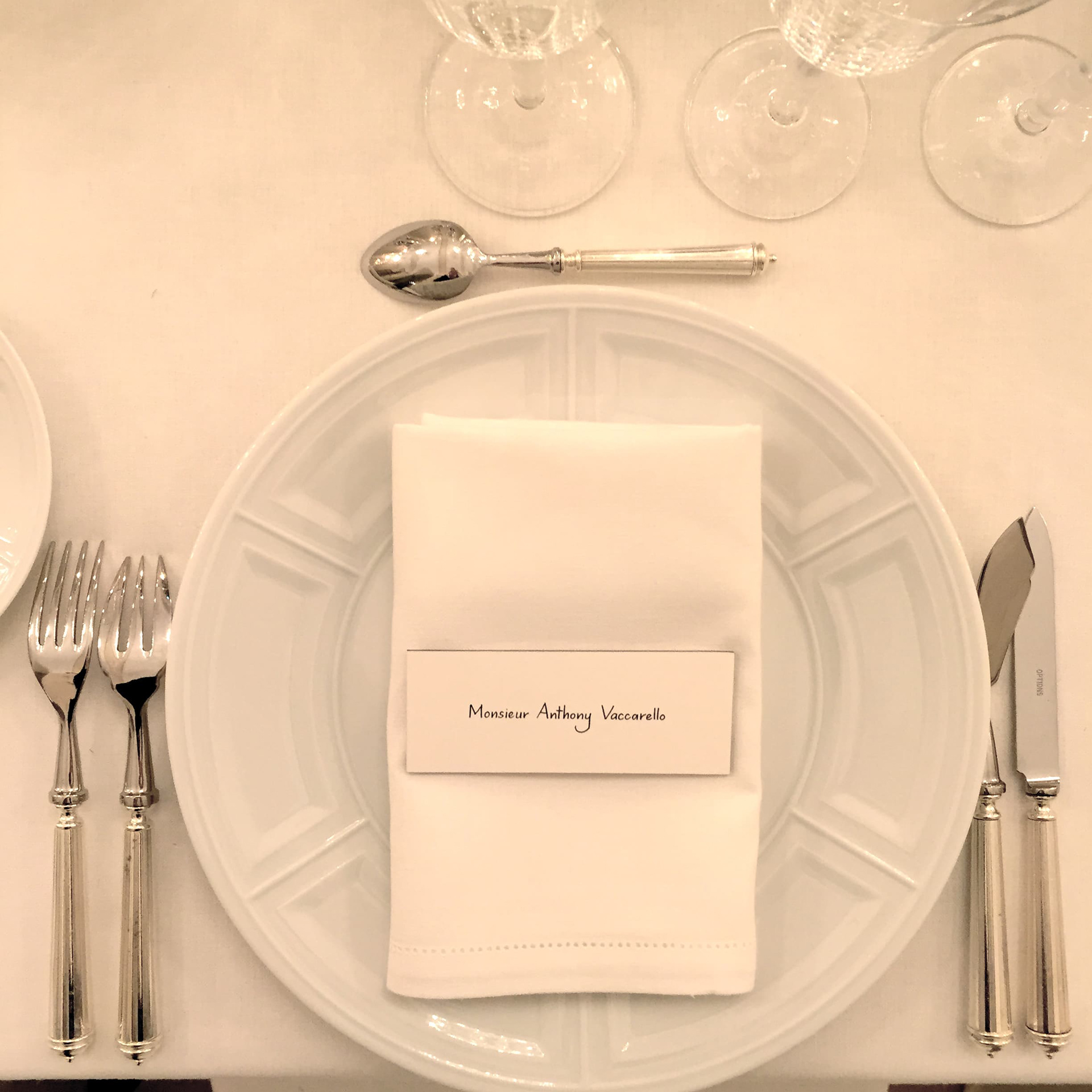 calligraphie diner anthony vaccarello saint laurent ysl défilé